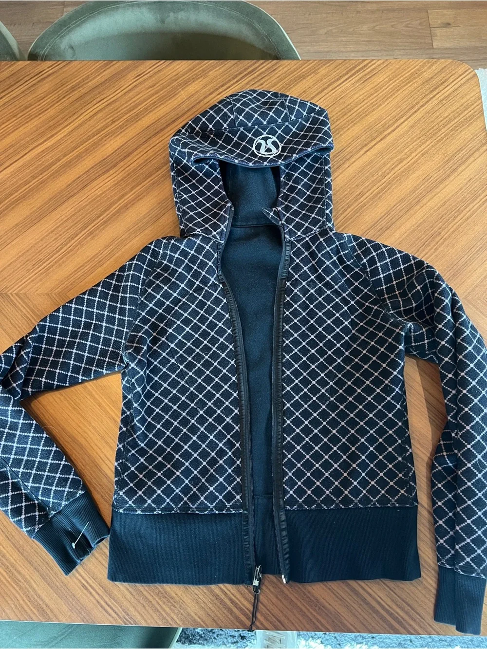 lululemon athletica zip front